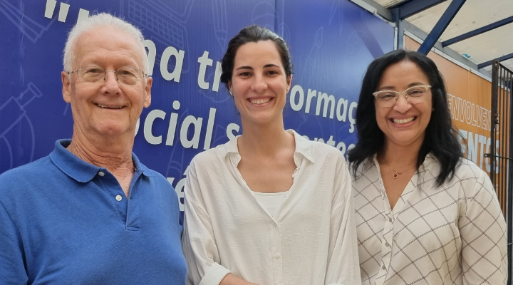 Instituto Ambikira visita a sede do IRS